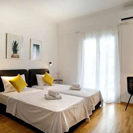 Elegant Big Apartment In Athens Center With Balcony Exterior photo