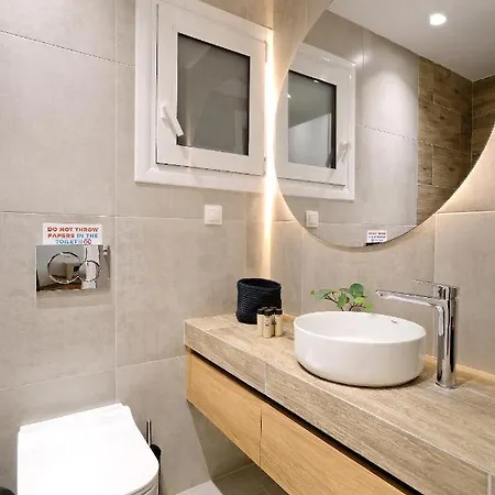 Elegant Big Apartment In Athens Center With Balcony Exterior photo