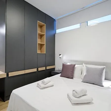 Elegant Big Apartment In Athens Center With Balcony Exterior photo