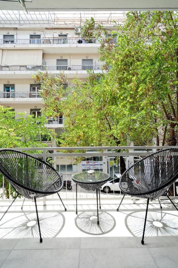 Elegant Big In Center With Balcony Athens